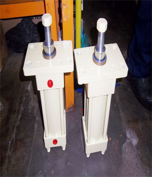 Hydraulic cylinder